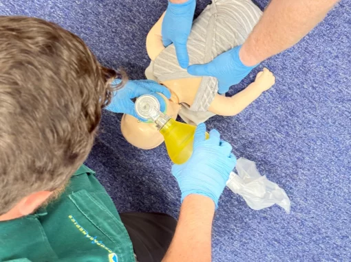 Paediatric First Aid in Northern Ireland: A Guide for Parents, Childminders & Early-Years Staff Paediatric First Aid in Northern Ireland: A Guide for Parents, Childminders & Early-Years Staff